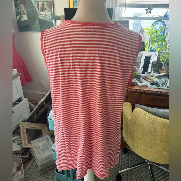 OLD NAVY Coral Red Striped Sleeveless Top L Cotton Tank Top Preppy Summer VGUC - Picture 2 of 4